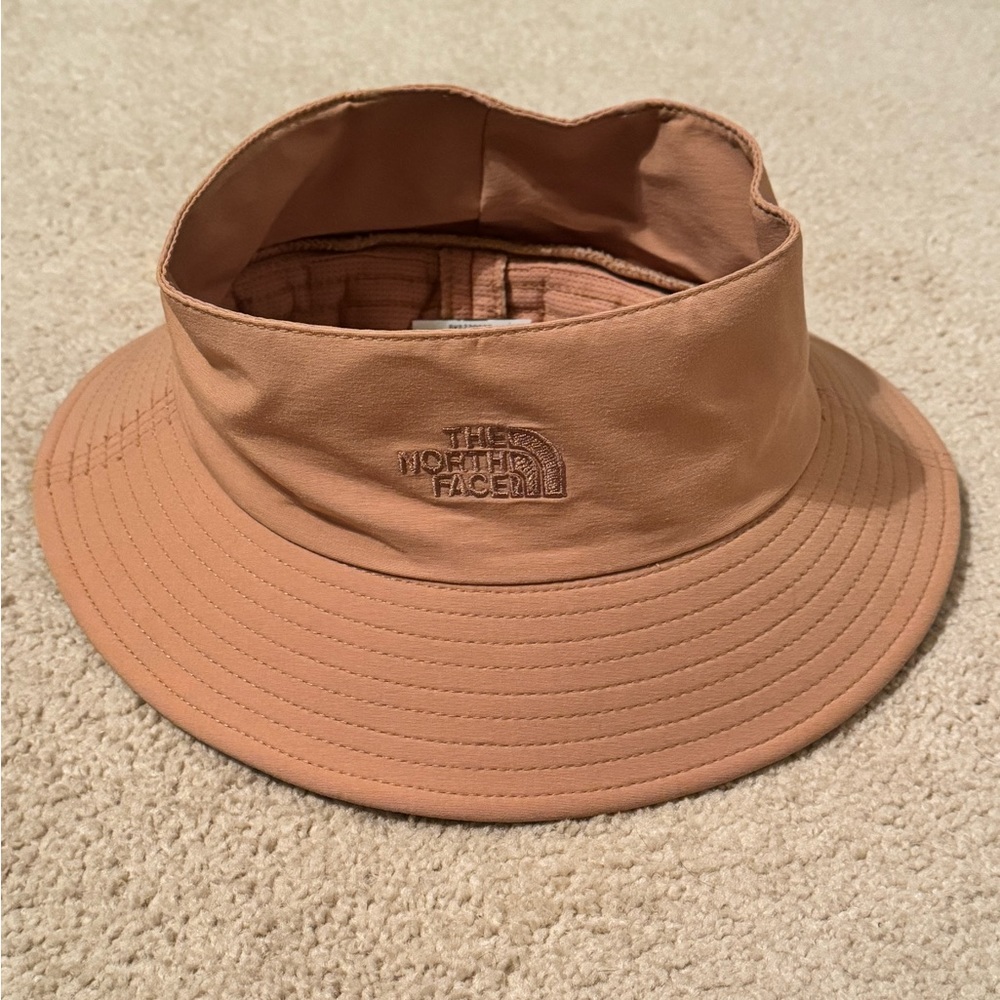 NWT The North Face Women’s Class V Top Knot Bucket Hat
